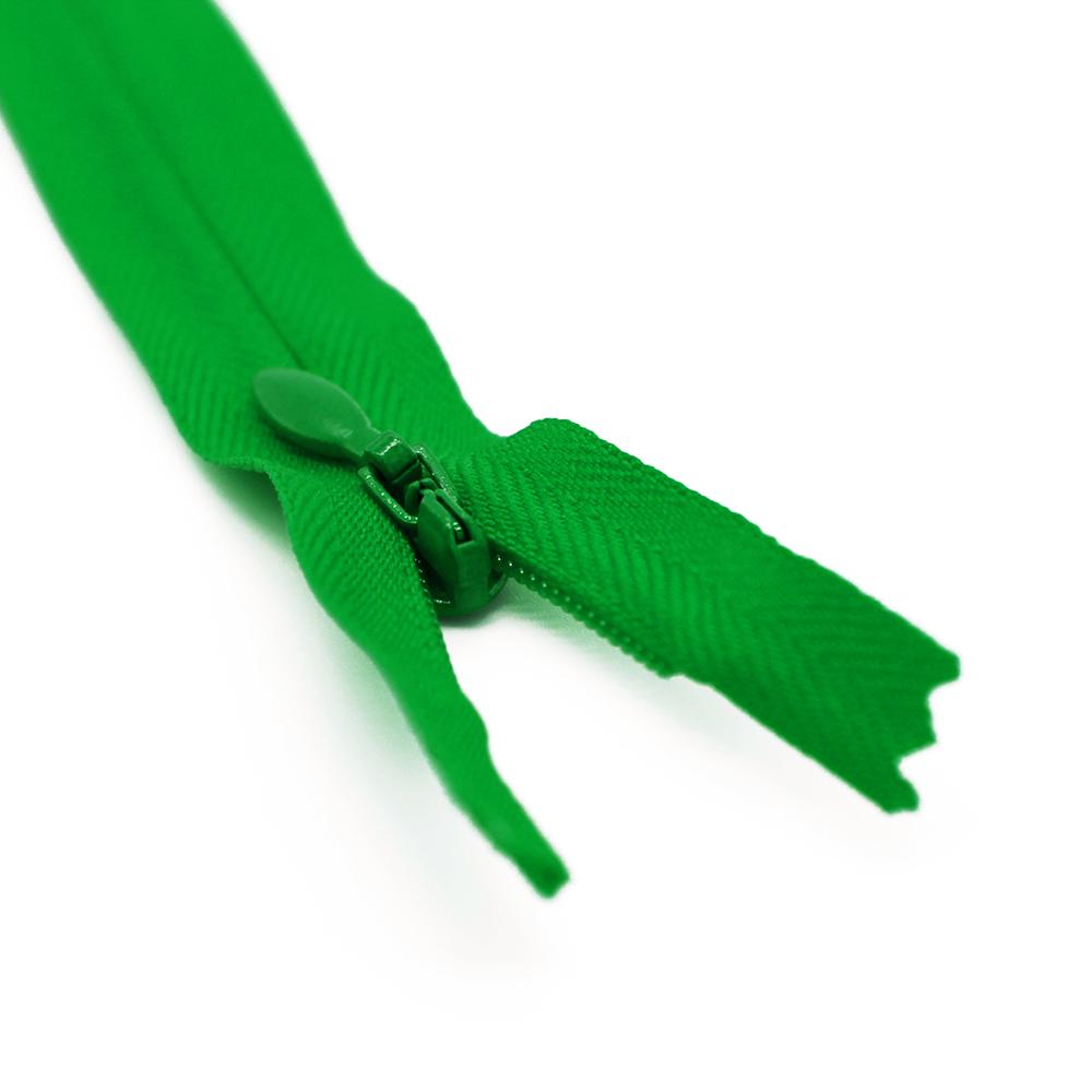 hideページ YKK® #2.5 CONCEAL® Invisible Zipper (Standard) – S&J USA, Inc.